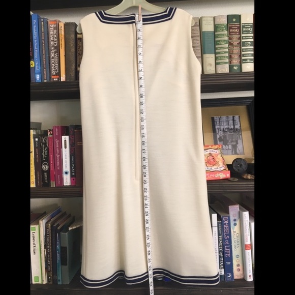 Vintage 1960s dress and matching 3/4 sleeve coat - Picture 4 of 5